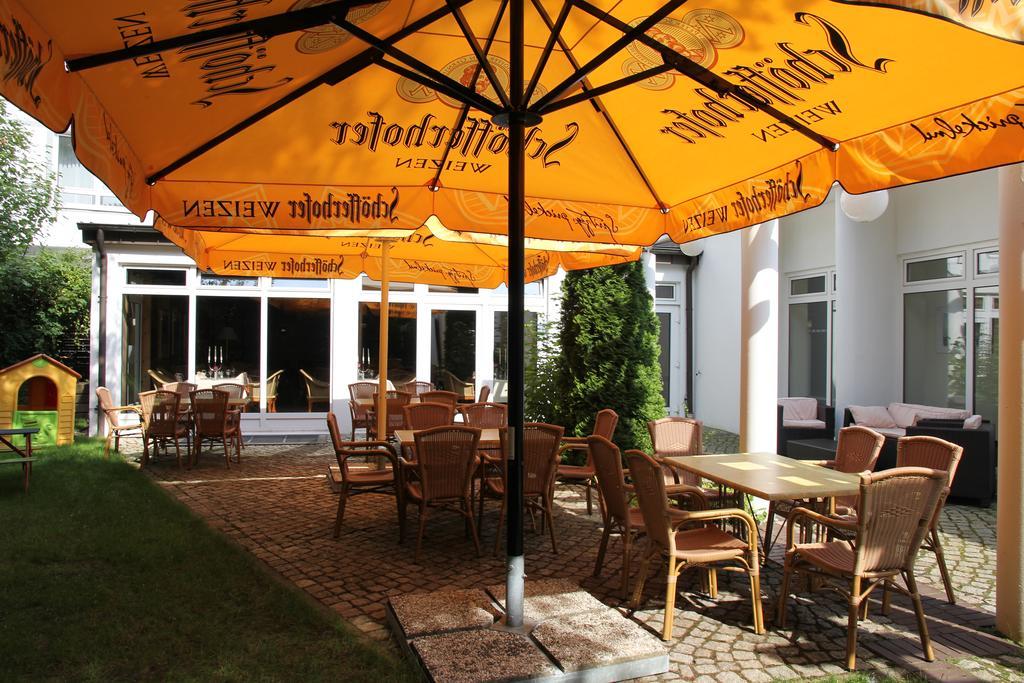 Relexa Hotel Bad Salzdetfurth Exterior foto
