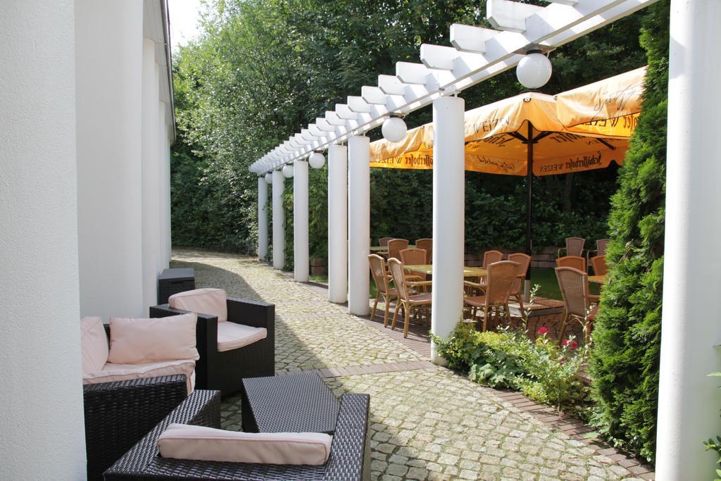 Relexa Hotel Bad Salzdetfurth Exterior foto